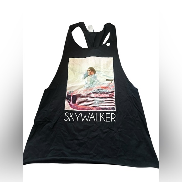 Star Wars Tops - Skywalker Graphic Tank Top size large NWT
